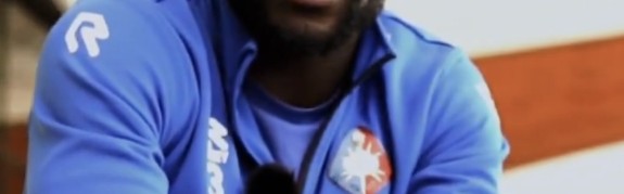 呼吁球迷禁止冲场！特尔斯达队长：冲场看似欢乐，但最终会演变成骚乱