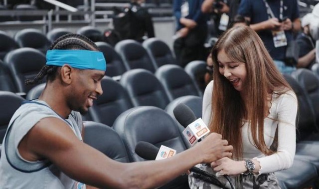 APP下载-NBA特约记者、女神周玲安的爱情之路挺有故事，未来发展潜力无限