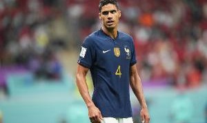 瓦拉内：现在一个赛季比一年还长，对球员的关怀却更少