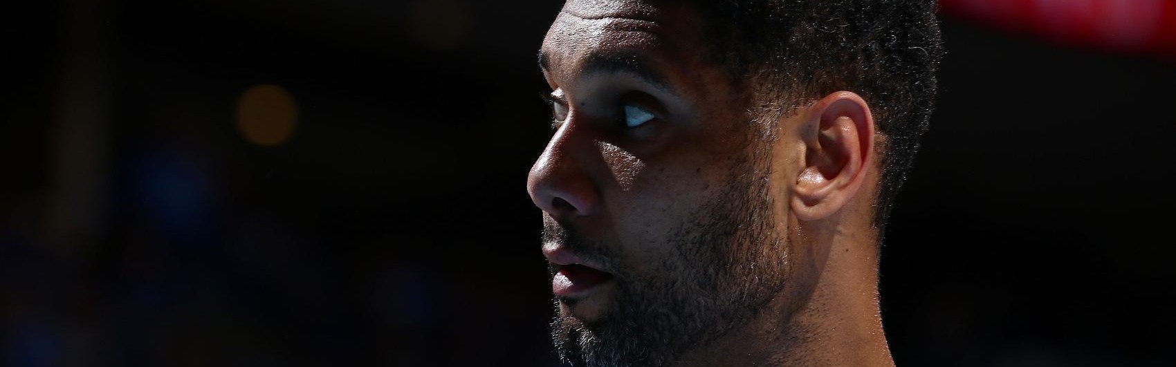 21+20+10+822年前的今天：邓肯总决赛G6砍准四双 率队夺冠