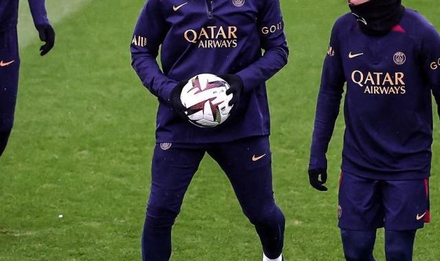 巴黎无所谓留人，皇马不执着抢人，姆巴佩不再吃香？