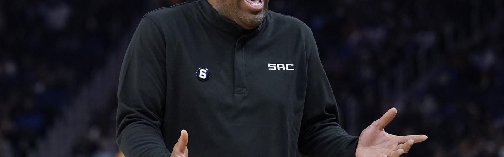 记者：尼克斯将与迈克·布朗签订一份四年总金额为4000万美元的合同