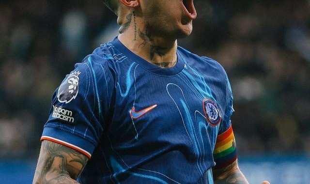 官方网站-【英超】切尔西3比0维拉，杰克逊、恩佐、帕尔默进球